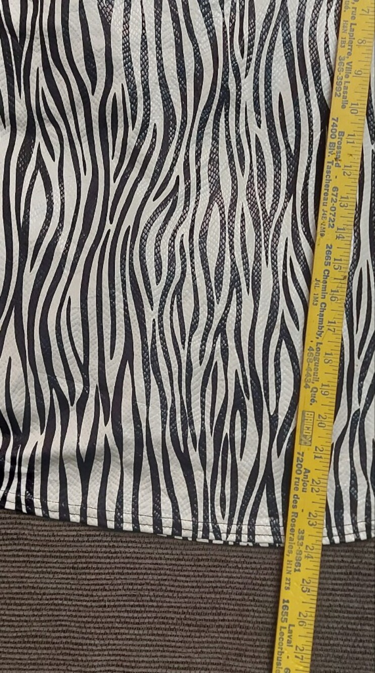 Axange Paris Zebra Print Cutout Keyhole Back Top TU - Picture 9 of 14